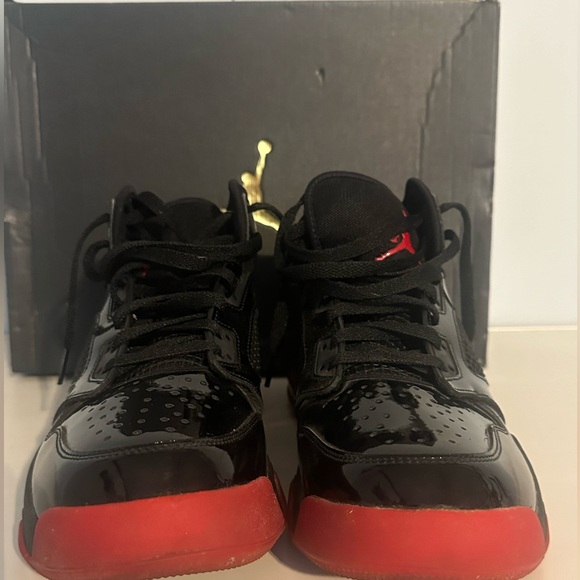 Jordan Mars 270 - Picture 2 of 8